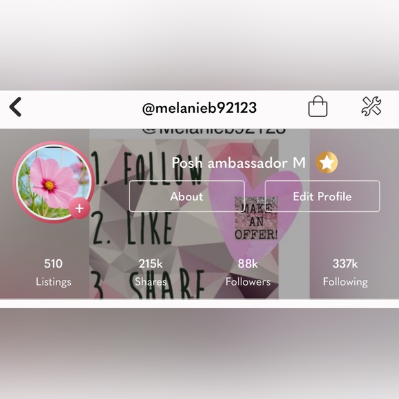 Meet your Posh Ambassador , Melanie  Make your offers NO TRADES - Picture 5 of 15